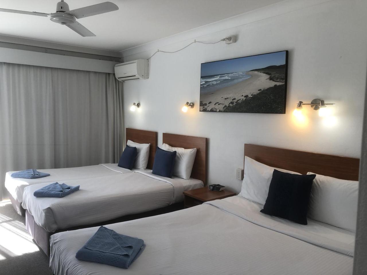 Port O'Call Motel Порт-Маккуори Экстерьер фото